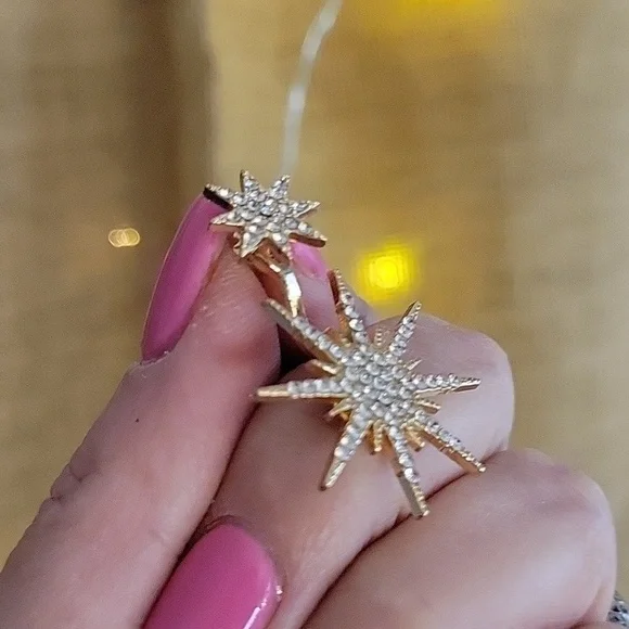 Gorgeous Front/Back Starburst Earrings - Picture 9 of 10